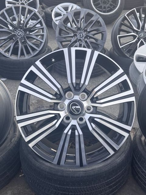 "Lexus" diskləri R22 — Disk Zone