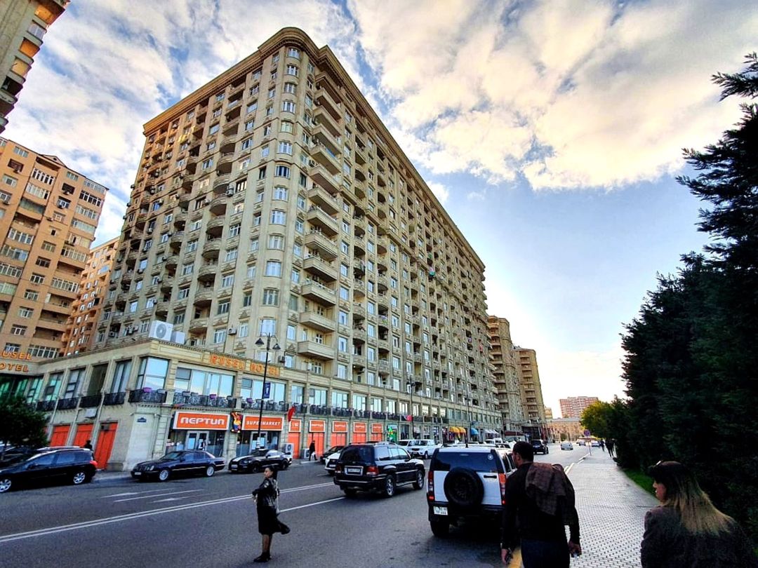 Satılır 3 otaqlı köhnə tikili 95.5 m² — Mənzil, Bakı