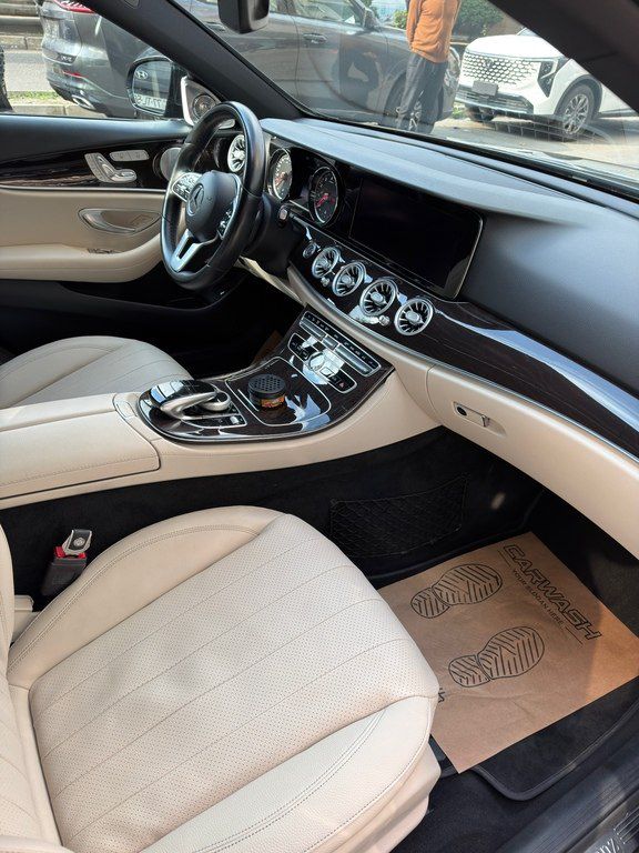 Mercedes E 300, 2.0 L, 2019 il, 90 000 km — Avtomobillər, Bakı (9)