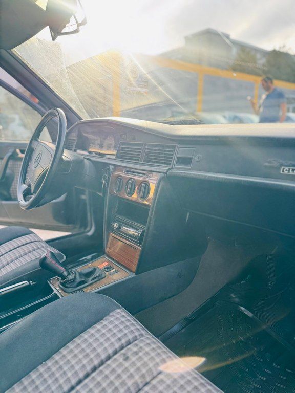 Mercedes 190, 1.8 L, 1993 il, 299 852 km — Avtomobillər, Bakı (9)