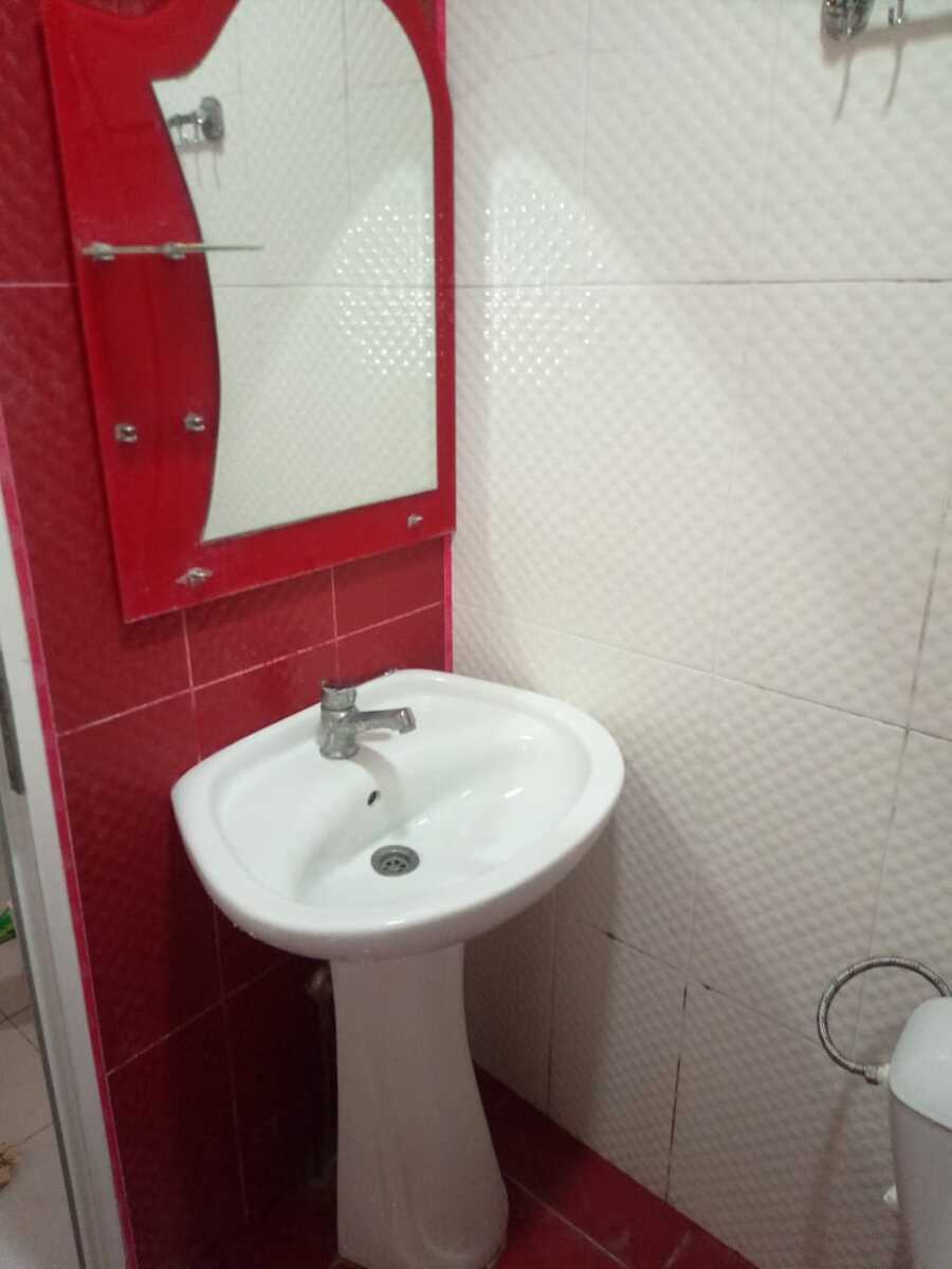 İcarəyə verilir 1 otaqlı köhnə tikili 28 m² — Mənzil, Bakı (8)