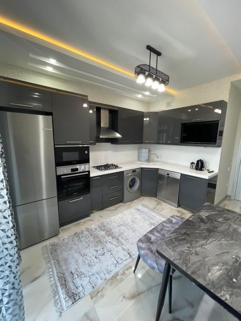 İcarəyə verilir 2 otaqlı yeni tikili 100 m² — 1 300 ₼ · Bakı · Mənzil İcarəyə verilir 2 otaqlı yeni tikili 100 m² — Bakı