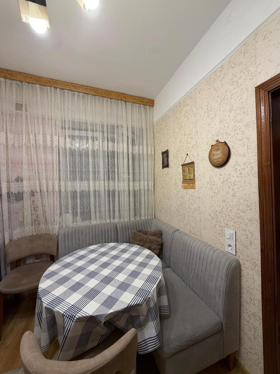 Satılır 2 otaqlı köhnə tikili 62 m² — Mənzil, Bakı (5)