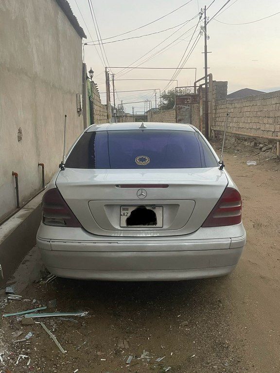Mercedes C 240, 2.6 L, 2002 il, 375 000 km — Avtomobillər, Bakı (4)