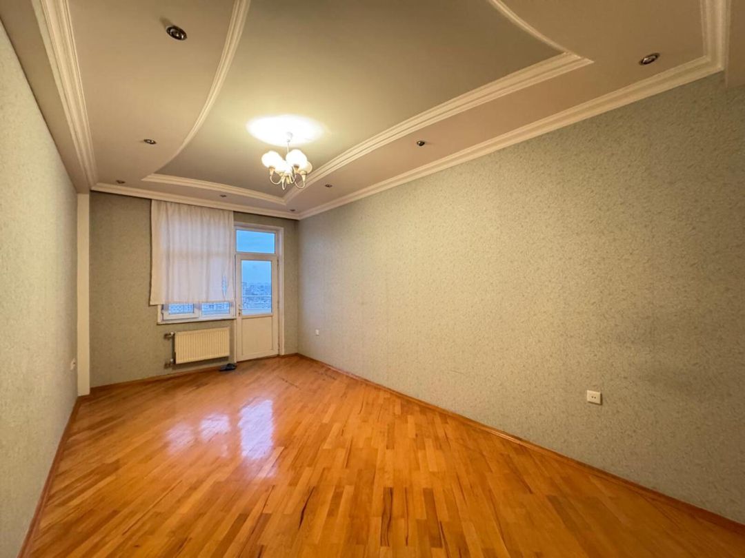 Satılır 4 otaqlı yeni tikili 160 m² — Mənzil, Bakı (9)