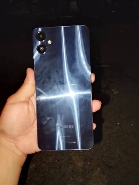 Samsung Galaxy A05, 128 GB, rəng - Qara, Sensor, Barmaq izi, İki sim kartlı — Bakı