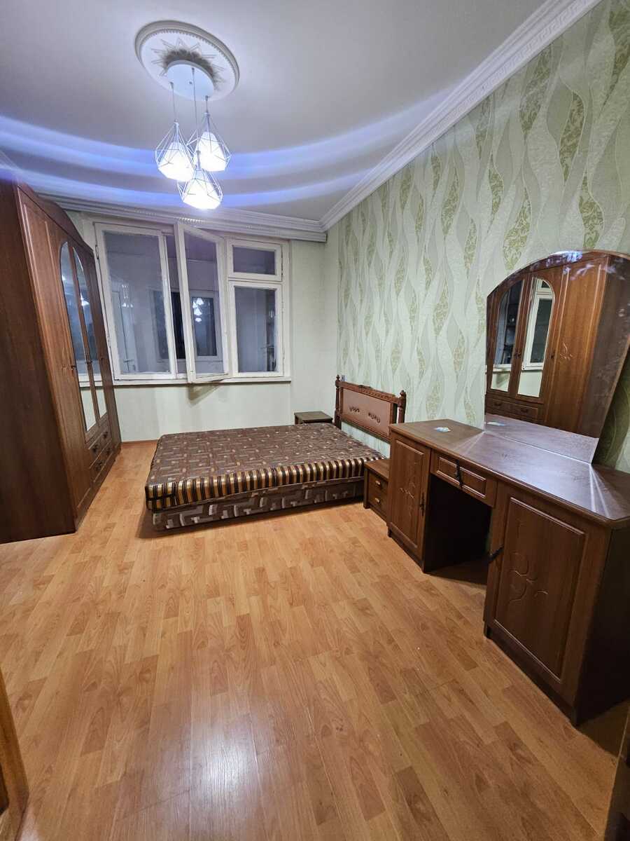 Satılır 2 otaqlı köhnə tikili 70 m² — Mənzil, Xırdalan (4)