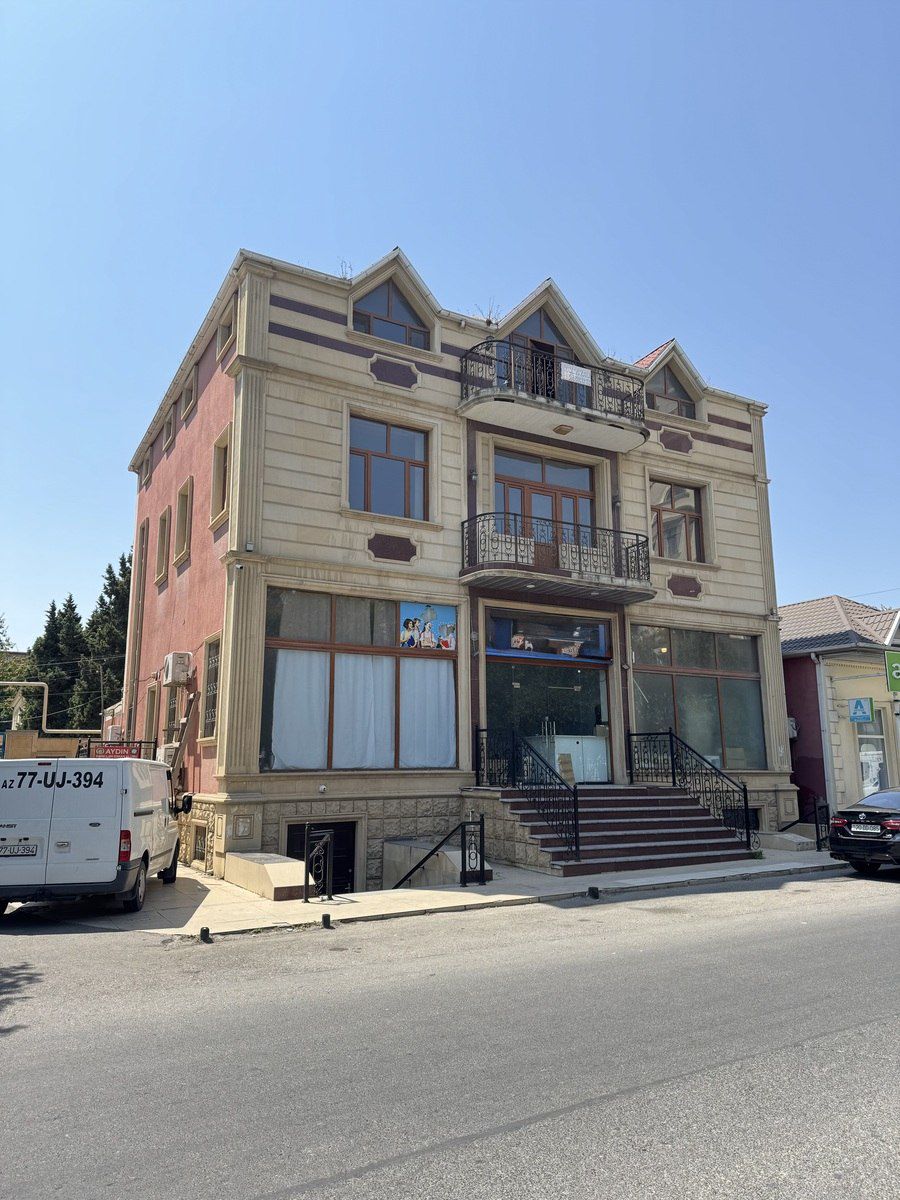 Satılır obyekt 700.3 m² — Əmlak, Bakı (2)