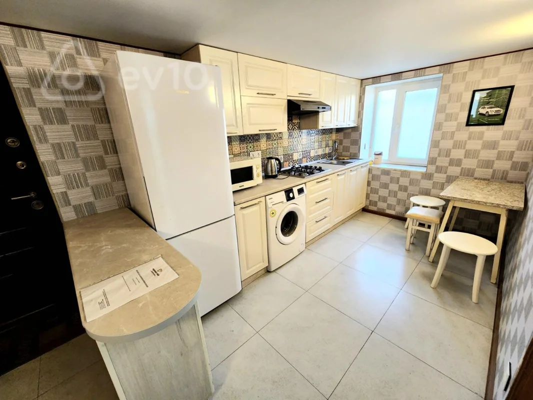 2 otaqlı mənzil, 70 m², Nizami küçəsi — kirayə — Mənzil, Bakı (12)