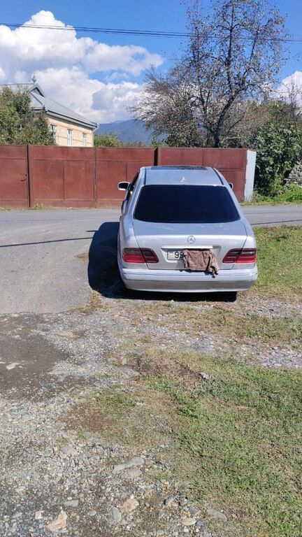 Mercedes E 220, 2.2 L, 2000 il, 511 086 km — Avtomobillər, Balakən (9)
