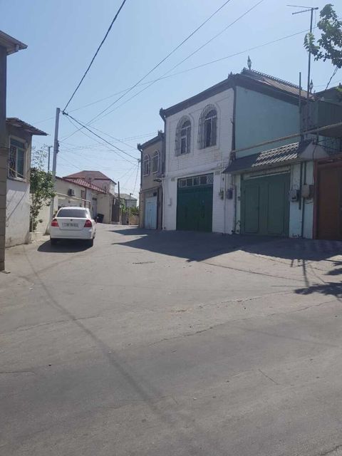Satılır 5 otaqlı həyət evi/bağ evi 240 m² — 300 000 ₼ · Bakı · Ev, villa Satılır 5 otaqlı həyət evi/bağ evi 240 m² — Bakı
