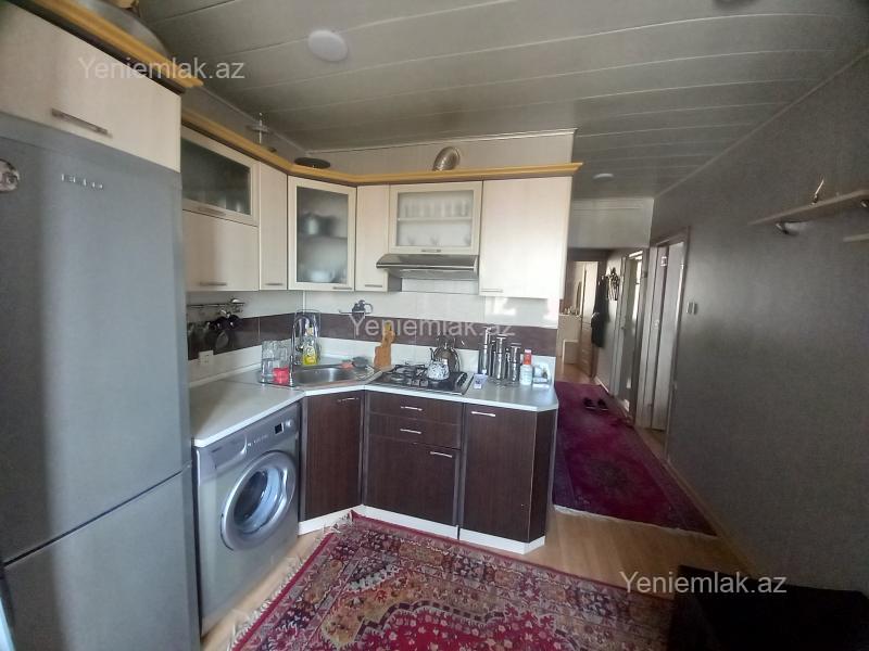 Satılır 2 otaqlı Bina evi menzil (Köhnə tikili), 58.7 m², 10-cu mikrorayon — Mənzil, Sumqayıt (4)