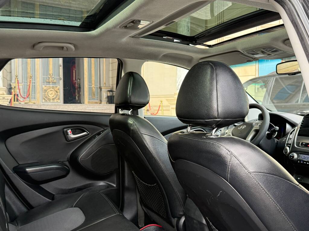 Hyundai ix35, 2.0 L, 2011 il, 200 000 km 90-MH-858 — Avtomobillər, Bakı (10)