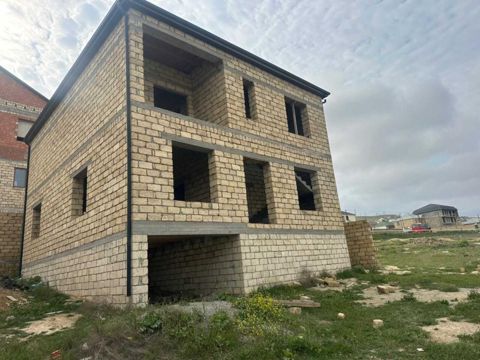 Satılır 7 otaqlı həyət evi/bağ evi 260 m² — Bakı