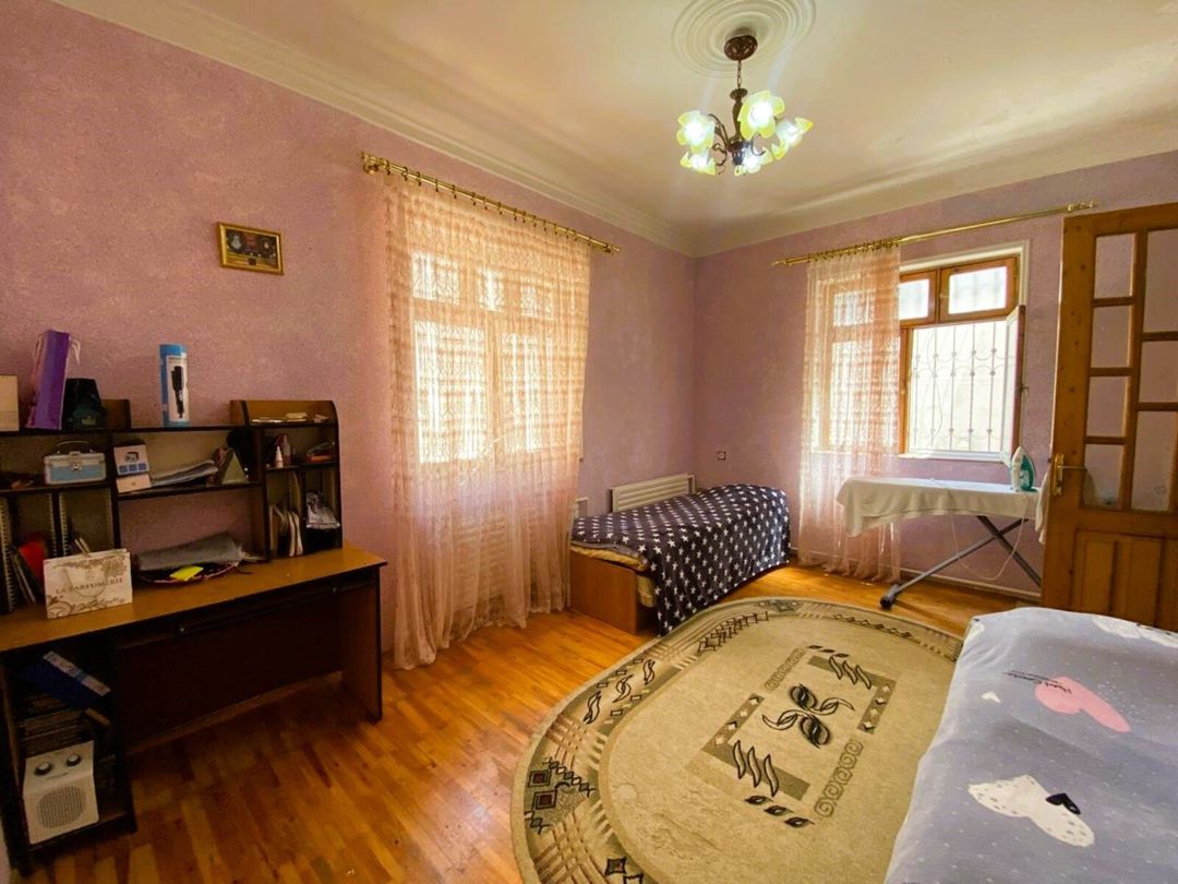 Satılır 5 otaqlı həyət evi/bağ evi 200 m² — Ev, villa, Bakı (8)