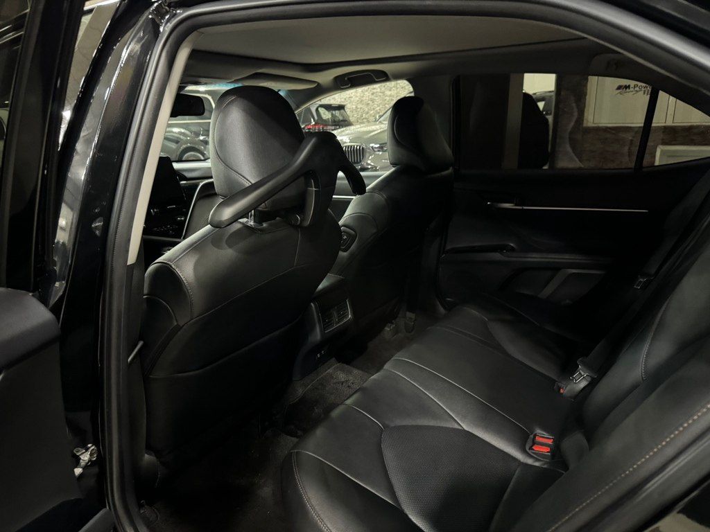 Toyota Camry, 2.5 L, 1.6 kWh, 2023 il, 60 000 km — Avtomobillər, Bakı (9)