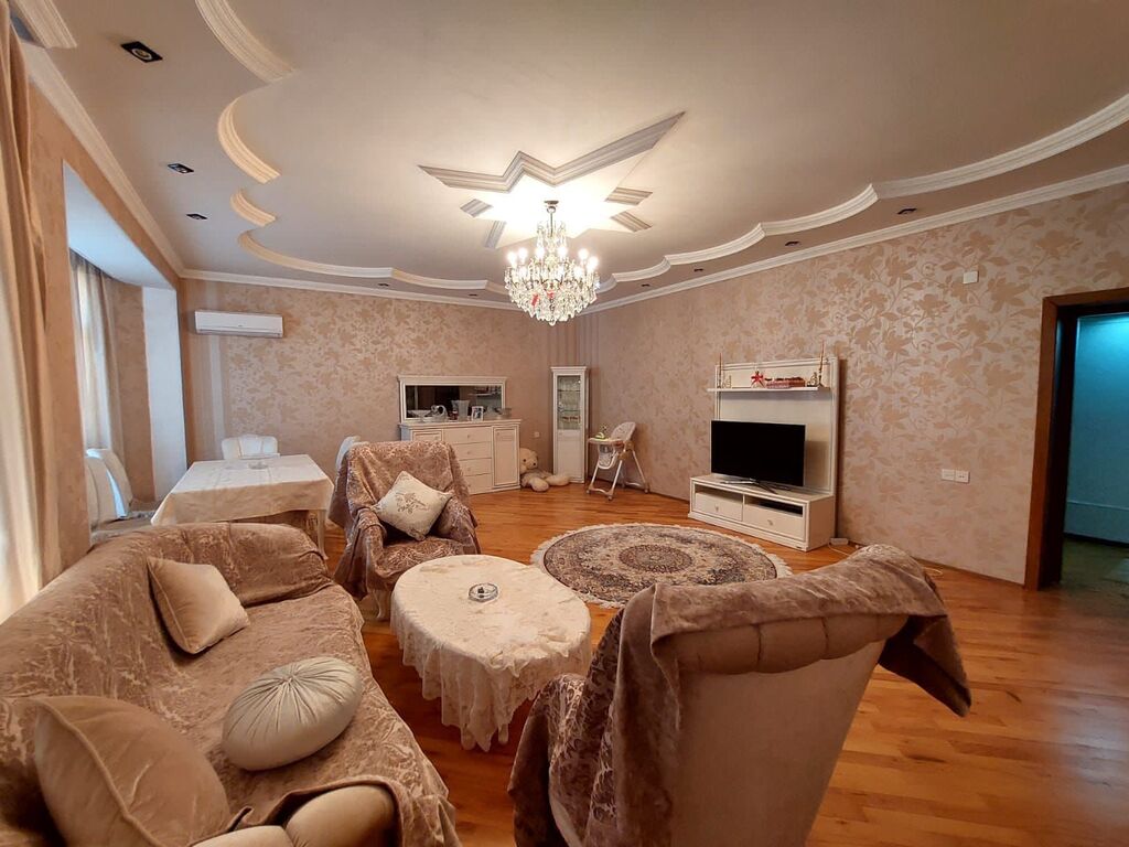 Satılır 20 otaqlı həyət evi/bağ evi 1600 m² — Ev, villa, Bakı (4)