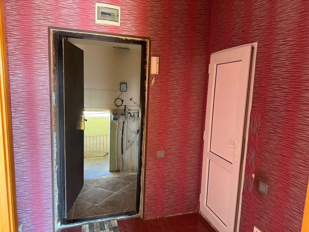 Satılır 4 otaqlı köhnə tikili 100 m² — Mənzil, Bakı (6)