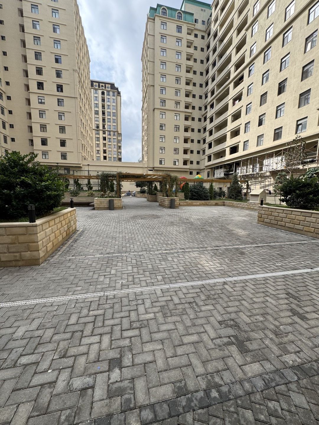 İcarəyə verilir 2 otaqlı yeni tikili 78 m² — Mənzil, Bakı (2)