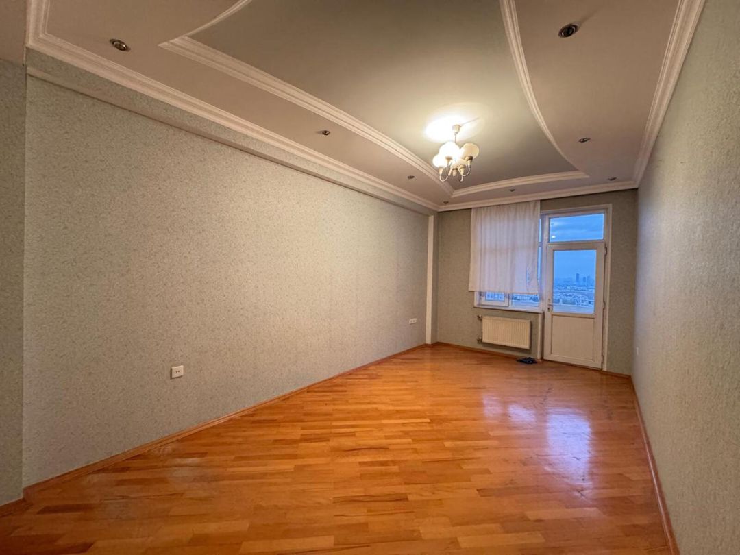 Satılır 4 otaqlı yeni tikili 160 m² — Mənzil, Bakı (8)