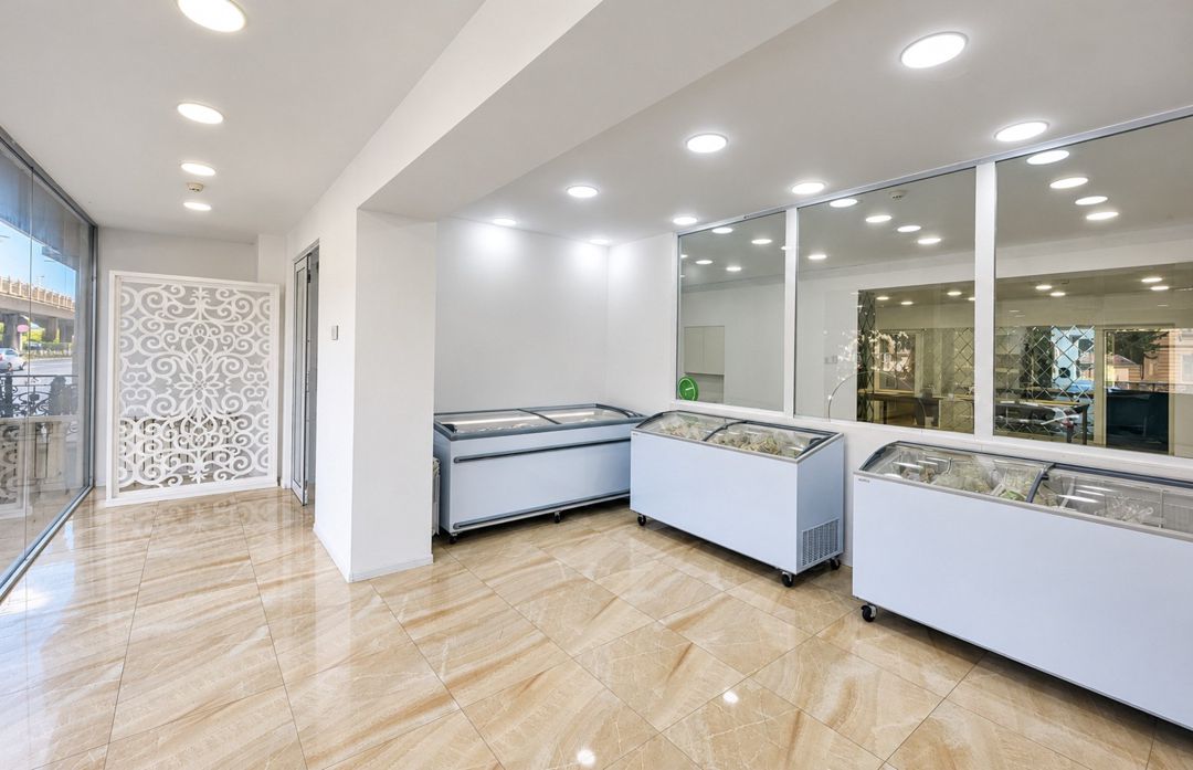 Satılır obyekt 135 m² — Əmlak, Bakı (3)