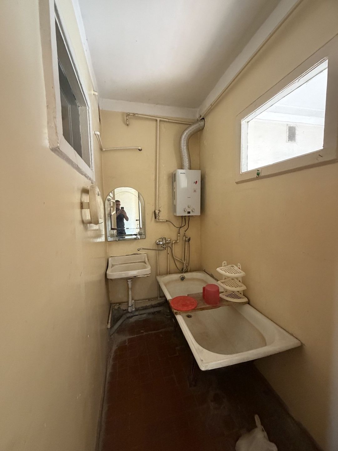 Satılır 3 otaqlı köhnə tikili 80 m² — Mənzil, Bakı (11)
