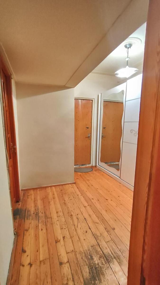 Satılır 3 otaqlı köhnə tikili 100 m² — Mənzil, Bakı (7)