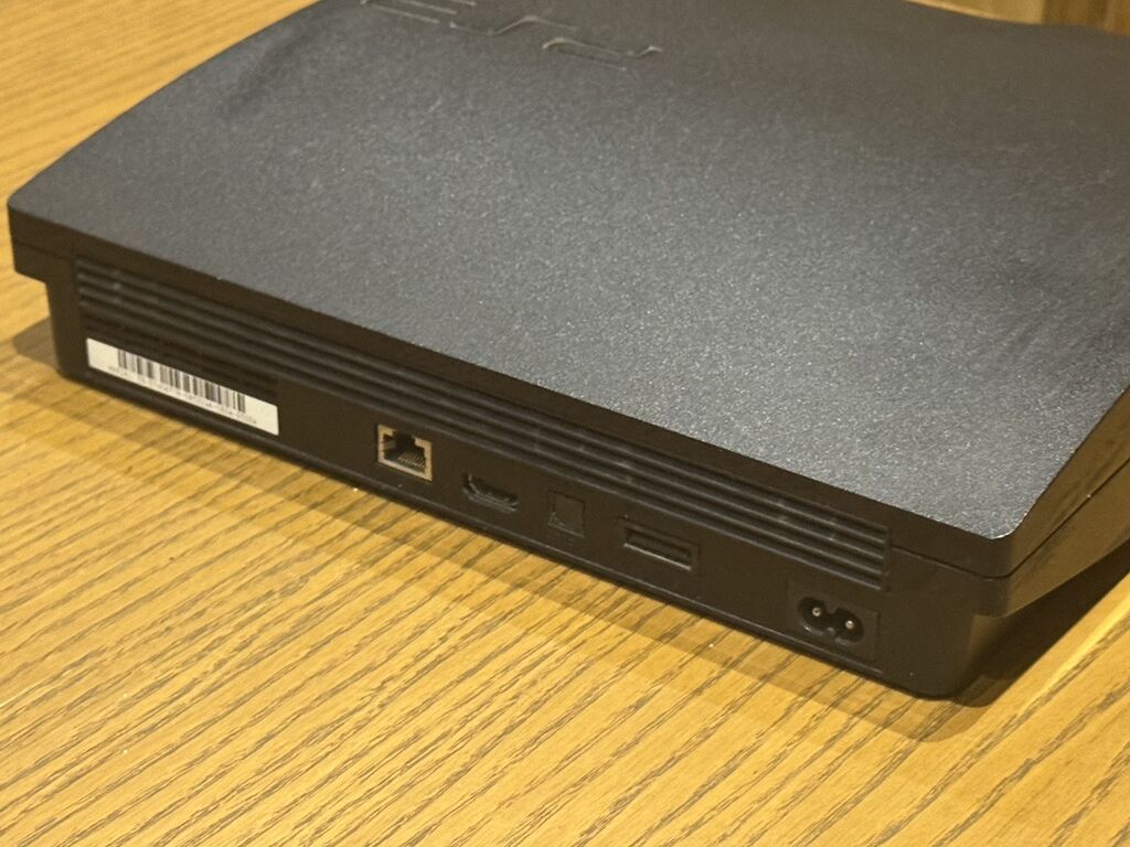 Sony PlayStation 3 Slim oyun konsolu - Model: PS3 Slim (Cech — Oyun konsolları, Bakı (4)