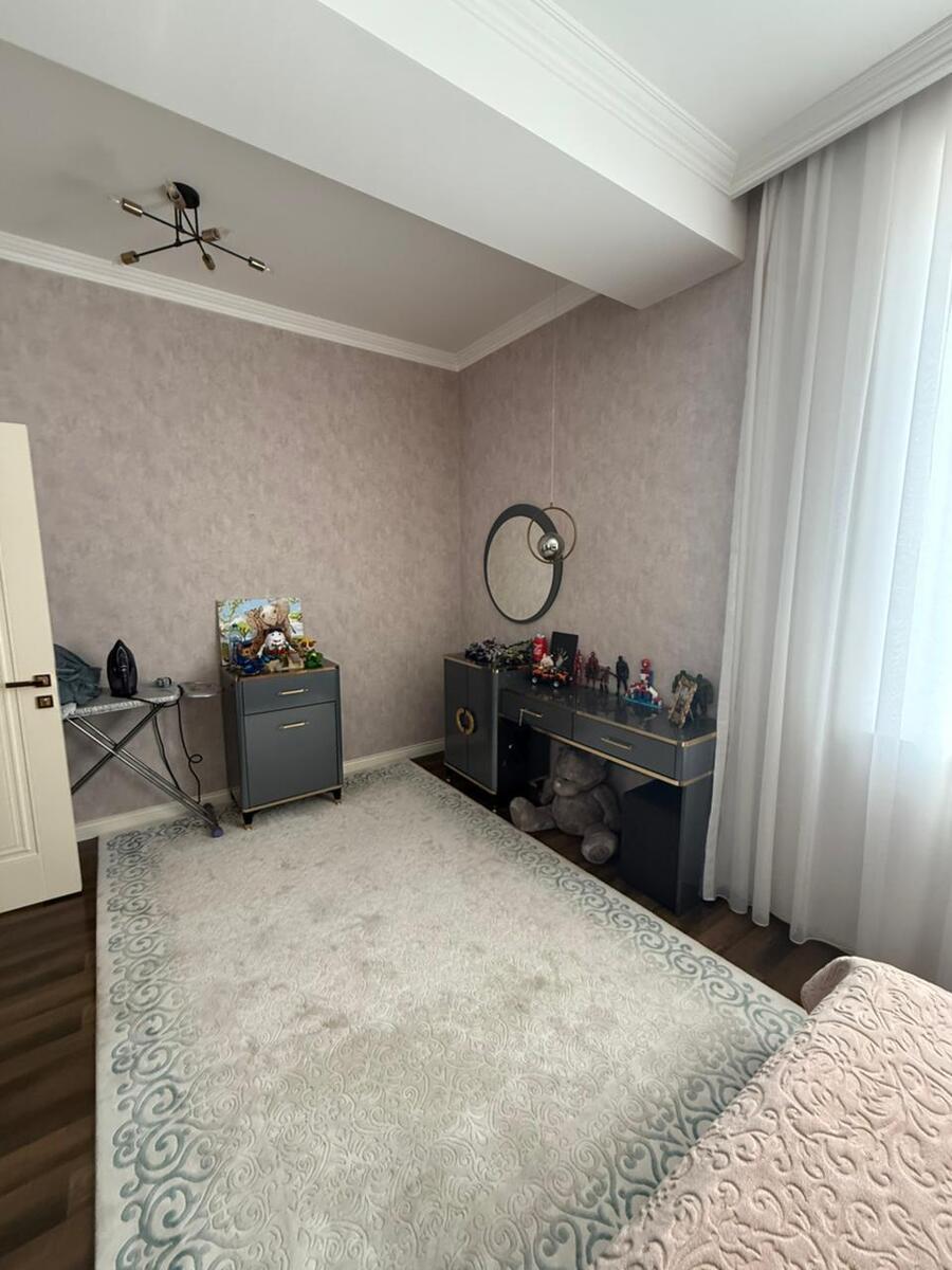 Satılır 4 otaqlı həyət evi/bağ evi 380 m² — Ev, villa, Bakı (11)