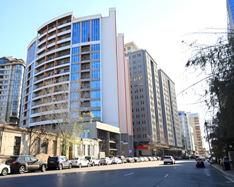 Satılır 3 otaqlı yeni tikili 101 m² — Bakı