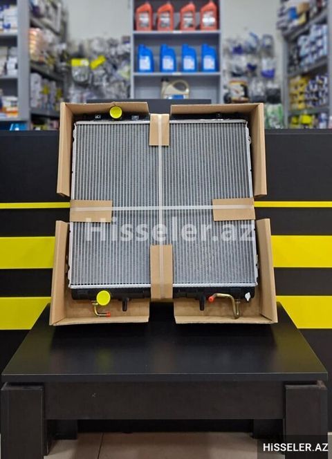 Hyundai Terracan 2001-2007 2.9 Dizel Su Radiatoru — Bakı