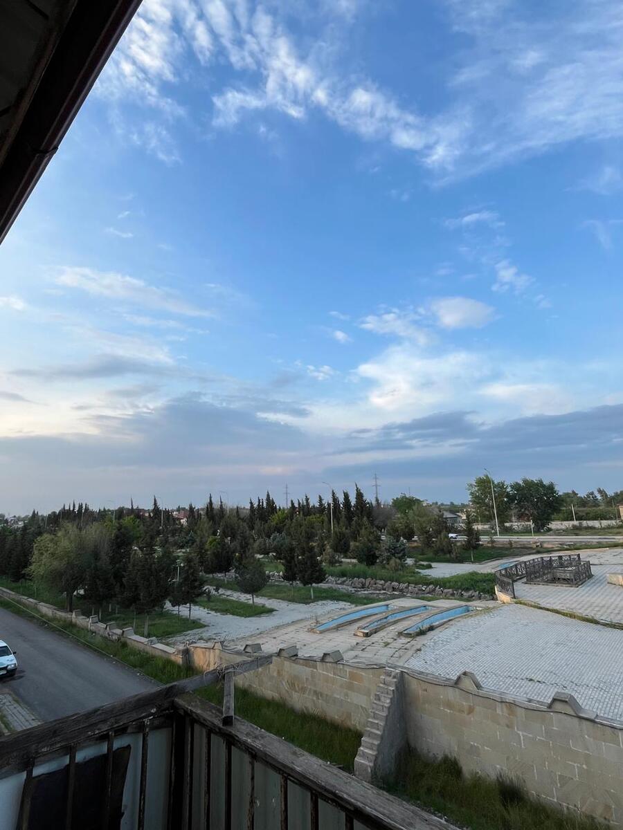 Satılır 3 otaqlı köhnə tikili 75 m² — Mənzil, Salyan (2)