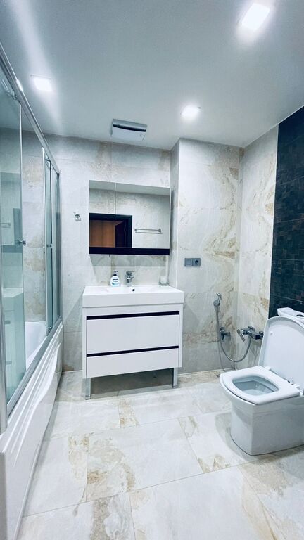 İcarəyə verilir 2 otaqlı yeni tikili 95 m² — Mənzil, Bakı (12)