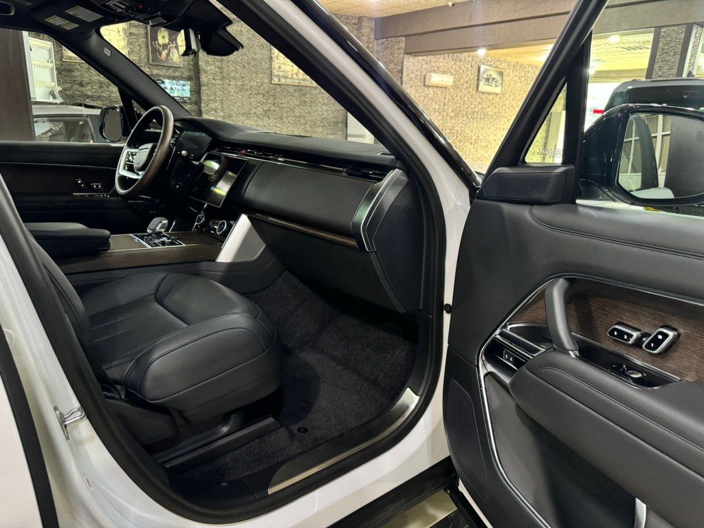 Land Rover Range Rover, 3.0 L, 2022 il, 15 000 km — Avtomobillər, Bakı (12)