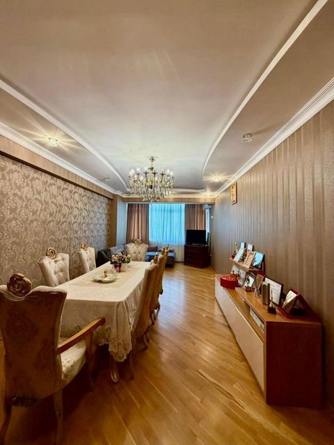 Satılır 3 otaqlı yeni tikili 140 m² — 340 000 ₼ · Bakı · Mənzil Satılır 3 otaqlı yeni tikili 140 m² — Bakı