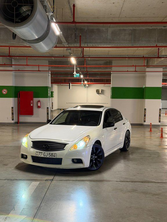 Infiniti G37, 3.7 L, 2013 il, 267 000 km 77-GJ-584 — Avtomobillər, Bakı