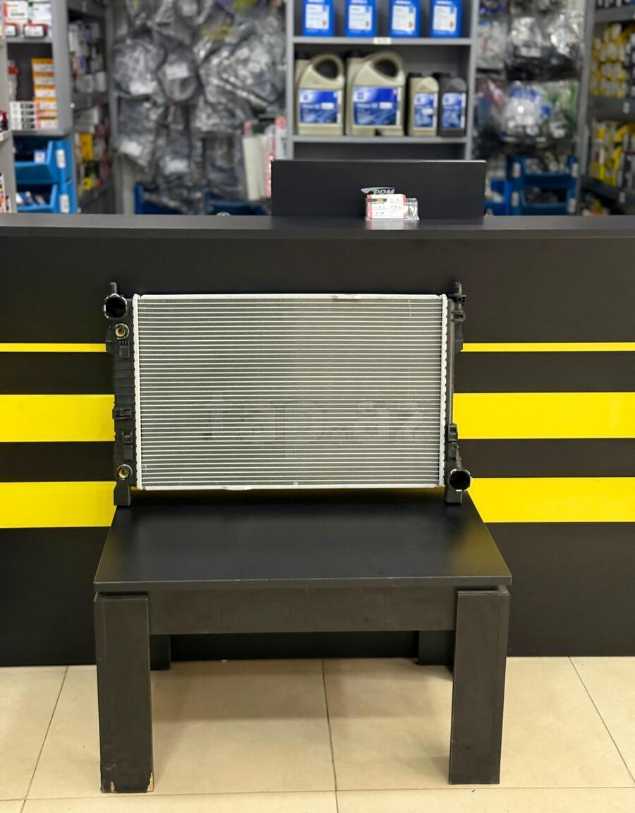 Su radiatoru Mercedes-Benz W203, CLK, SLK modelləri üçün — Bakı