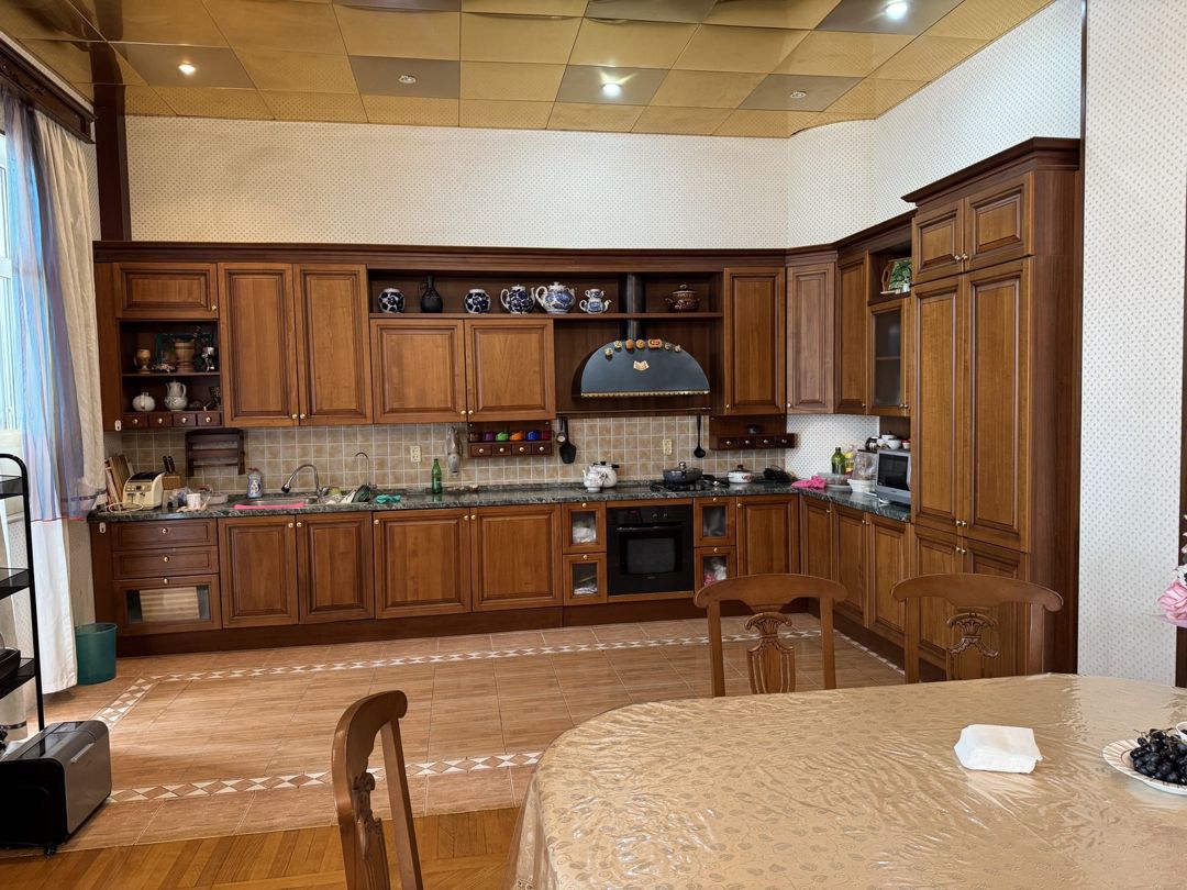 Satılır 7 otaqlı köhnə tikili 700 m² — Mənzil, Bakı (4)
