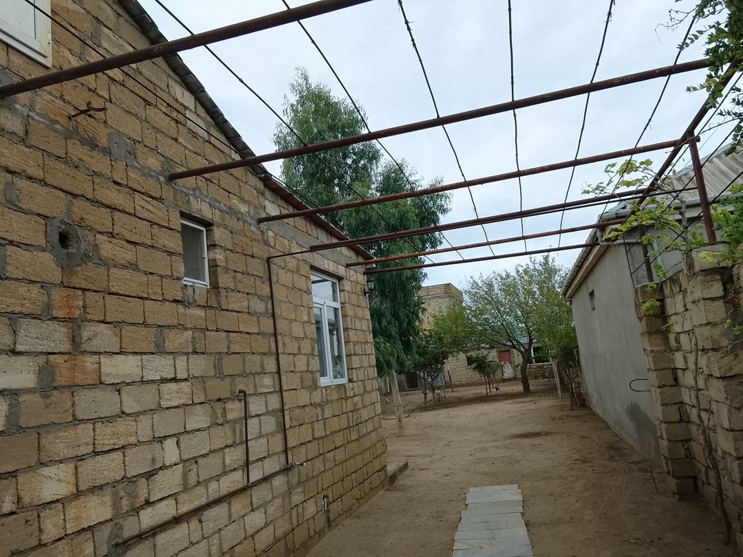 Satılır 4 otaqlı həyət evi/bağ evi 100 m² — Ev, villa, Bakı (2)