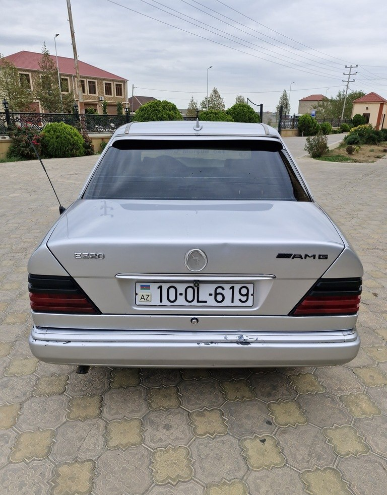 Mercedes E 220, 1993 il, 380000 km, 2.2 L 10-OL-619 — Avtomobillər, Bakı (11)