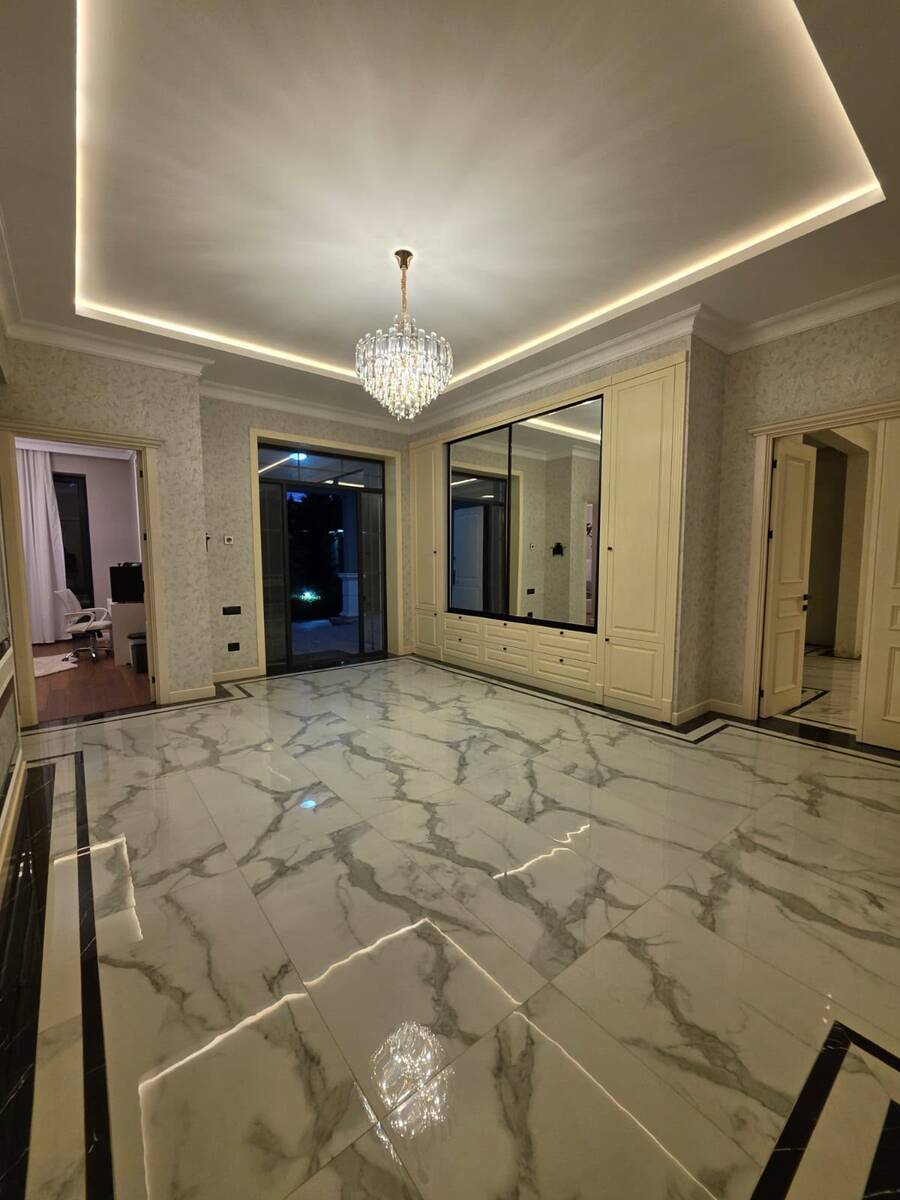 Satılır 4 otaqlı həyət evi/bağ evi 250 m² — Ev, villa, Bakı (6)