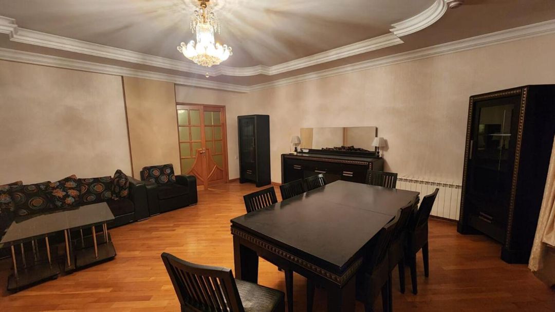 Satılır 4 otaqlı yeni tikili 215 m² — Mənzil, Bakı (3)