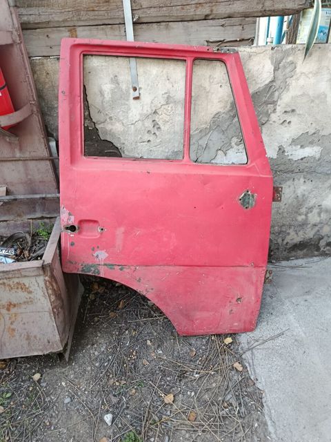 Kamaz qapısı — Bakı