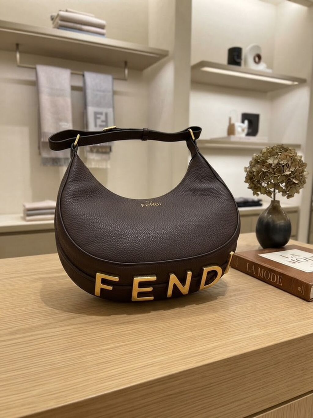 Fendi üslubunda aypara formalı çiyin çantaları - Dizayn: Zərif aypara — Çantalar, çamadanlar, cüzdanlar, Masazır (2)