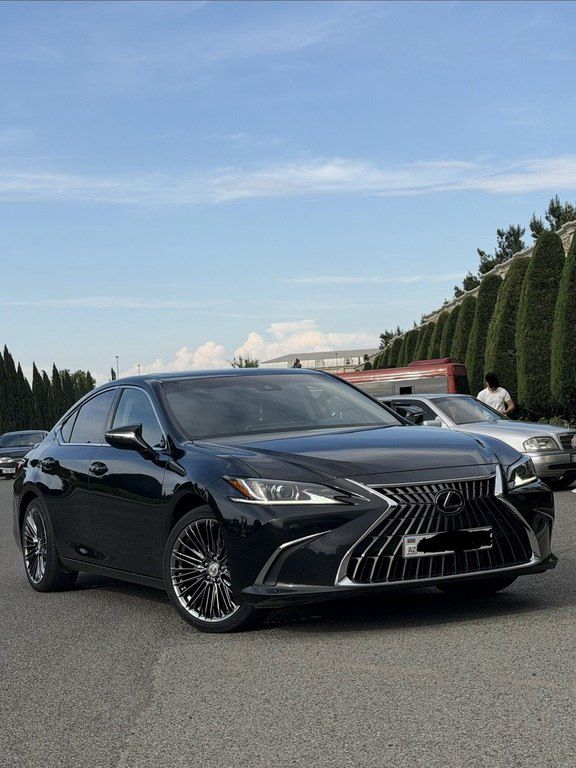 Lexus ES 300h, 2.5 L, 1.3 kWh, 2023 il, 57 000 km — Avtomobillər, Gəncə (5)