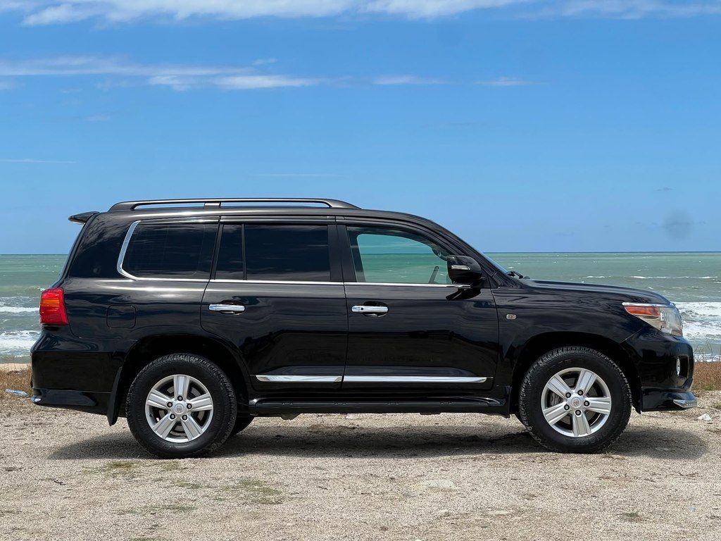 Toyota Land Cruiser, 4.0 L, 2011 il, 220 000 km — Avtomobillər, Bakı (8)