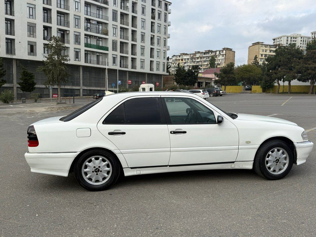 Mercedes C 180, 1.8 L, 1995 il, 615 344 km 10-UZ-430 — Avtomobillər, Bakı (4)