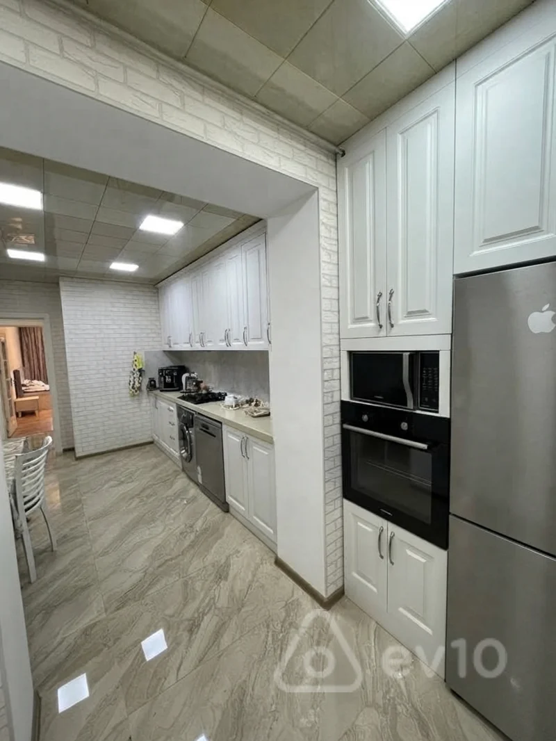3 otaqlı mənzil, 80 m², Rüstəm Rüstəmov küçəsi — kirayə — Mənzil, Bakı (5)
