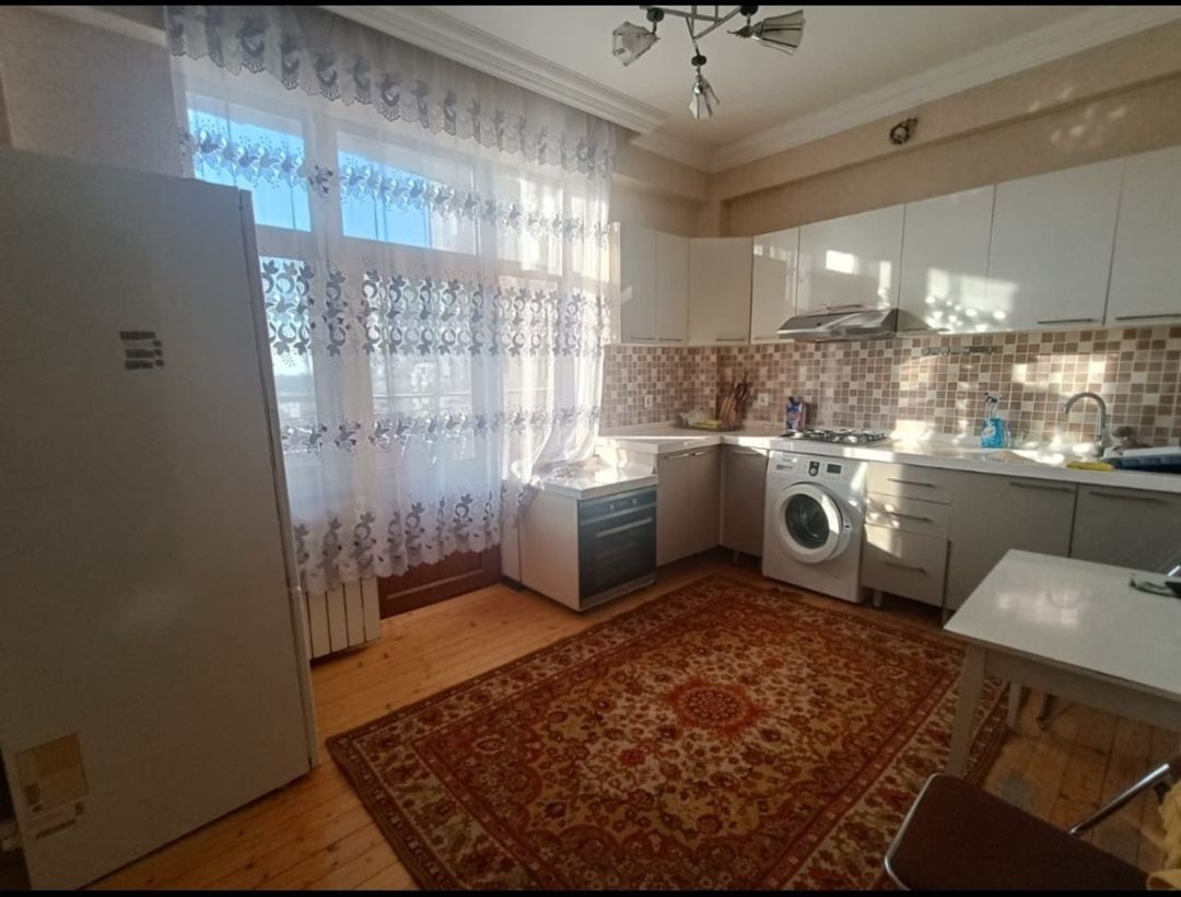 İcarəyə verilir 4 otaqlı yeni tikili 1 m² — Mənzil, Bakı