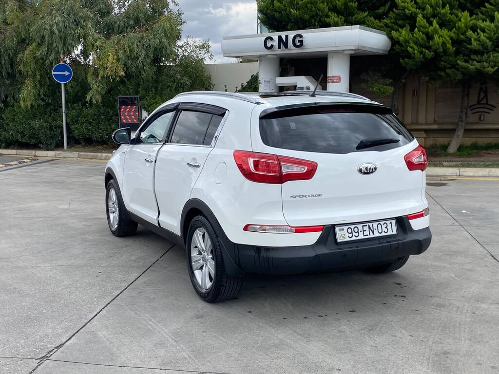 Kia Sportage, 2.0 L, 2013 il, 180 000 km 99-EN-031 — Avtomobillər, Bakı (5)